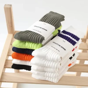 Men’s Trendy Rib Striped Thick Crew Socks Streetwear Soft Cotton Athletic Breathable Casual ODM Designs Winter Sports