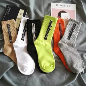 Men’s & Women’s Summer Trendy Mid-Tube Socks Casual Sports Daily Use White Body Logo Ins Trendy Couple Socks