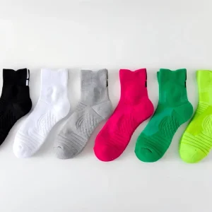 Mens and Teenagers Running Athletic Socks Moisture Wicking Resistant Chafe Proof Men Socks Lightweight Soft Durable Sports Socks
