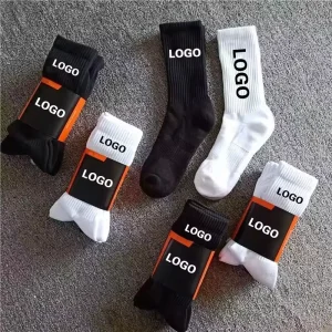 Name Brand Casual Jacquard Knit Alphabet Crew Cotton Brand Socks Funny Sport Custom Socks for Men