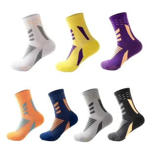 New Arrival Mens Running Socks Breathable Football Basketball Knitted Elite Athletic Sports Crew Socks