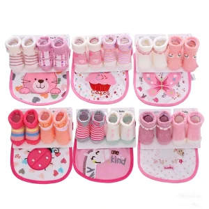 Newborn Baby Socks and Bib Combo Soft Cotton Cartoon Animal & Vehicle Prints Infant Feeding & Clothing Set