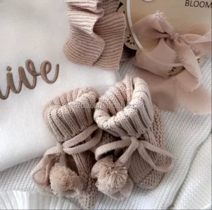 Newborn Hand Crochet Booties with Tie Solid Color 0 3m Baby Cotton Socks with Pompoms Toddler Infant Warm Knit Slippers
