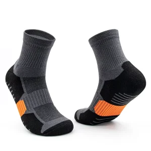 OEM Men’s Spring Summer Breathable Cotton Ankle Socks High Knitted Sports Running Stripe Anti-Bacterial Cuff Bottom