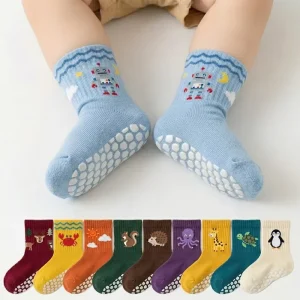 OEM ODM Big Kids Anti Slip Socks Cute Cartoon Cotton Grip Socks for Children Custom Cute Pattern Anti Slip Boys Girls Socks
