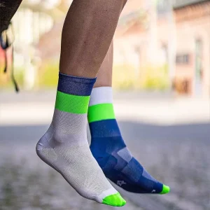 Performance Custom Logo Running Compression Socks Breathable Light Weight Running Cycling Socks Low MOQ Sports Socks