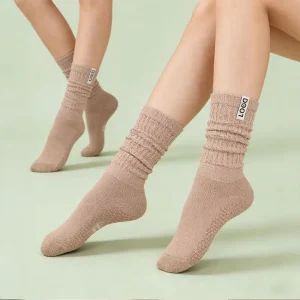 Pilates Crew Socks Manufacturer No Moq Athletic Oem Designer Cotton Knitted Anti Non Slip Sport Gym Custom Grip Socks