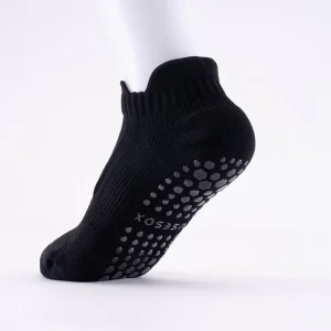 Premium Sports Ankle Socks Non Slip Silicone Embroidered Classic Athlete Striped Print Yoga Socks Jacquard Anti Bacterial Sweat