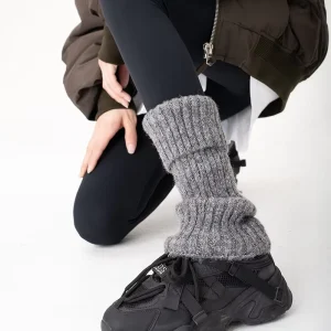 Premium Women’s Socks New Style Gold Thread Knitted Wool Breathable Sweat absorbing Medium Thickness Solid Pattern Leg Warmers