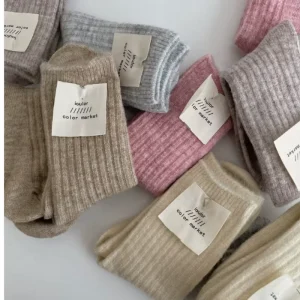 Socks for Women Winter Solid Colors Thick Thermal Knitted Crew Women Socks with Snagging Resistance