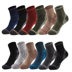 Sports Socks Football Men’s Breathable Thick Athletic Socks Moisture Wicking Thermal Crew Socks for Sports & Running