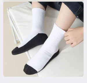 Spring Style Cotton Socks in Multi Color with Anti Odor Feature Cotton Sports Socks
