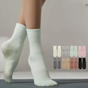 Summer Sports Grip Socks Anti Slip Breathable Jacquard Custom Design Comfortable Soft Quick Dry Embroidered Socks Body Bottom
