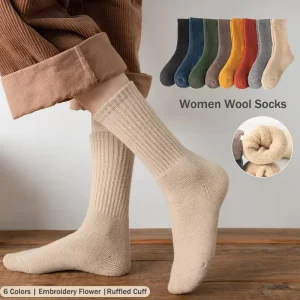 Ultra Thick Women’s Solid Color Ribbed Crew Socks 10% Wool Girls’ Winter Warm Terry Socks Long Sport Wool Socks Calf Socks