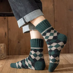 Vintage Thick Knitted Wool Men’s Winter Socks Warm Tube Characteristic Pattern Socks with Bottom Logo