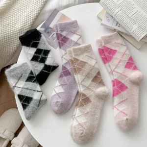 Winter Essential Argyle Socks Cold Resistant Below 0℃ 23cm Fit 39-45 Size Rabbit Hair Wool Blend Socks