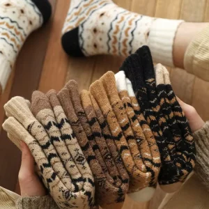 Winter New Men’s Casual Animal Print Mid Calf Thickened Fleece Warm Terry Long Tube Retro Artistic Socks