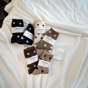 Winter Women’s Thermal Wool Crew Socks All-Match Big Dots Knitted Anti-Bacterial Feature