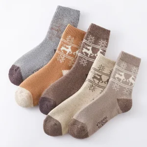 Women Winter Wool Socks Retro Thick Warm Cold Resistant Mid Tube Socks Christmas Knitted Men’s Socks