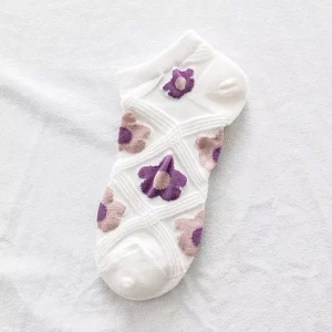 Women’s Autumn Winter Mid Tube Casual Sports Cotton Socks Fashionable Diamond Flower Sweat Absorbing Breathable Cute Socks