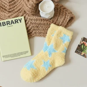 Women’s Coral Fleece Thick Crew Warm Sleep Socks Cute Five-pointed Star Home Floor Jacquard Socks for Women