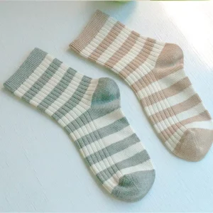 Women’s Cotton Knitted Grip Socks Comfortable Daily Use Anti-Bacterial Breathable Anti-Slip Sporty Quick Body