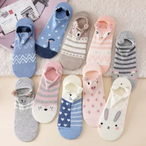 Women’s Cotton Three dimensional Feather Yarn Socks Carton Small Animal Low Side Invisibly Shallow Boat Socks Dot