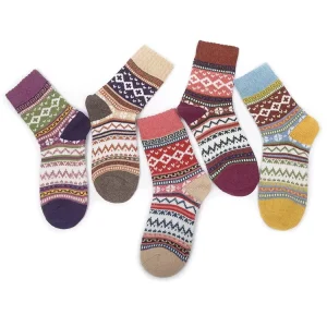 Women’s Cozy Winter Wool Socks Thick Knit Casual Vintage Socks with Breathable Striped Print Warm and Comfortable