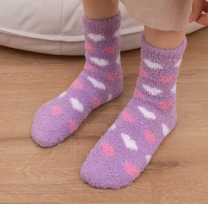 Women’s Custom Embroidered Logo Breathable Body Winter Warm Cozy Standard Thickness Knee Length Socks for Adults