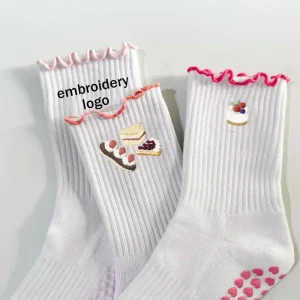 Women’s High Crew Winter Sports Breathable Non Slip Socks With Heart Logo Cute Grip Pilates Sessions Yoga Bottom Body Placement