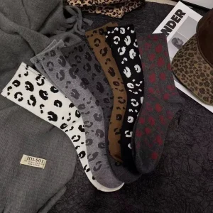 Women’s Leopard Print Crew Socks Stylish Trendy Knitted Autumn Warm Daily Use Athletic Socks