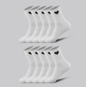 Women’s Mid-Calf Cotton Solid Pattern Casual Heart Couple Basic Crew Socks