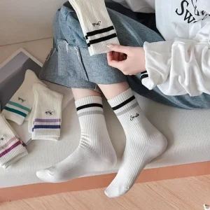 Women’s Seamless Anti Slip Anti Bacterial Sports Socks Spring Season Customizable Socks