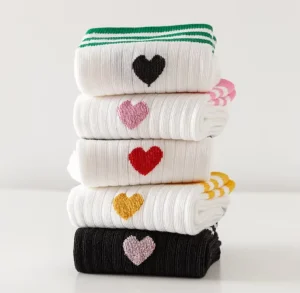 Women’s Seamless Crew Socks Eco-Friendly Quick Dry Solid Pattern Spring Trendy Versatile Preppy Korean-Style Black White