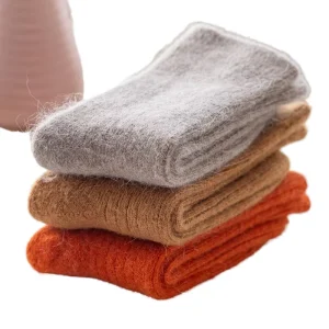 Women’s Thick Winter Crew Woven Socks Breathable Daily Use Thermal Socks with Logo on Body