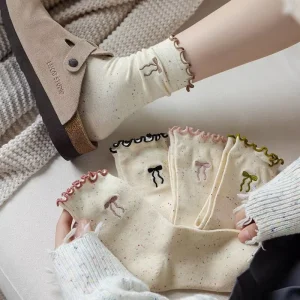 Women’s Vintage Embroidered Casual Fashion Cute Cotton Novelty Funny Ruffle Floral Socks