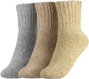 Women’s Winter Boots Socks Winter Thick Warm Cozy Crew Socks Solid Color Tube Christmas Gift Socks