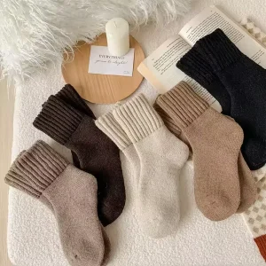 Women’s Winter Warm Socks Mid tube Padded Terry Plush Snow Crew Knitted Technique