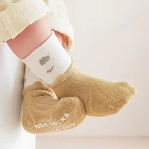 XIANGYI Autumn Baby Socks Class a Cotton Three Dimensional Cute Cartoon Design Non Slip Crew High Knitted Newborn Toddler Socks